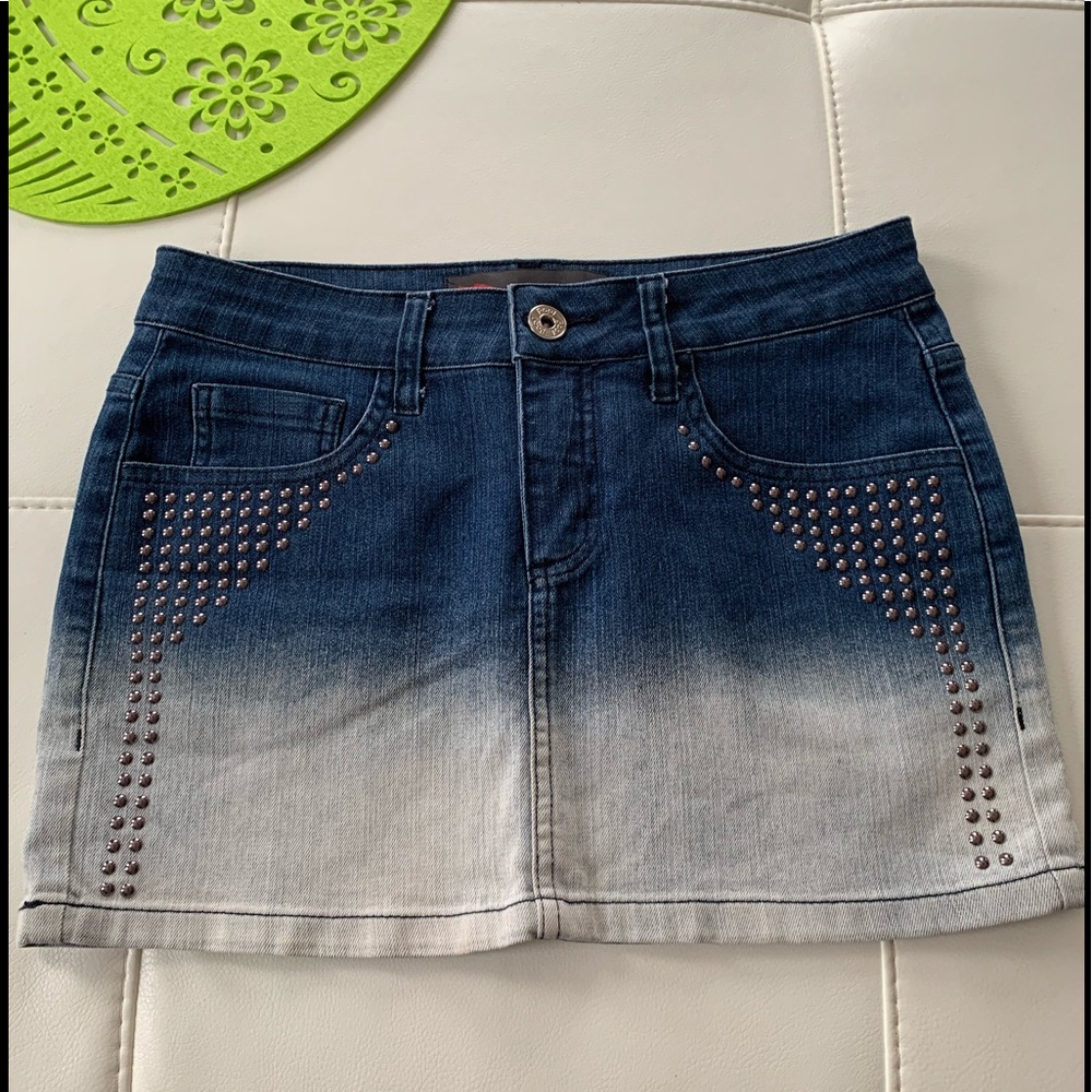 Mini Pool skirt jeans.